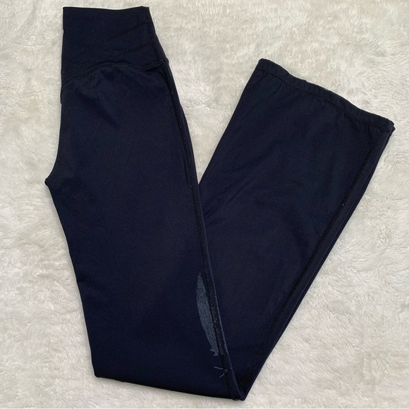 Lululemon Women's Black Flare Leg Mid Rise Leggings Size Small - Picture 2 of 9